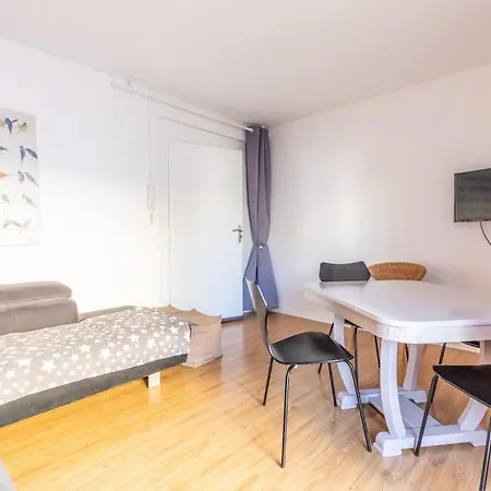Apartment Bel 8 Couchages Tout Equipe- Maurice Thorez